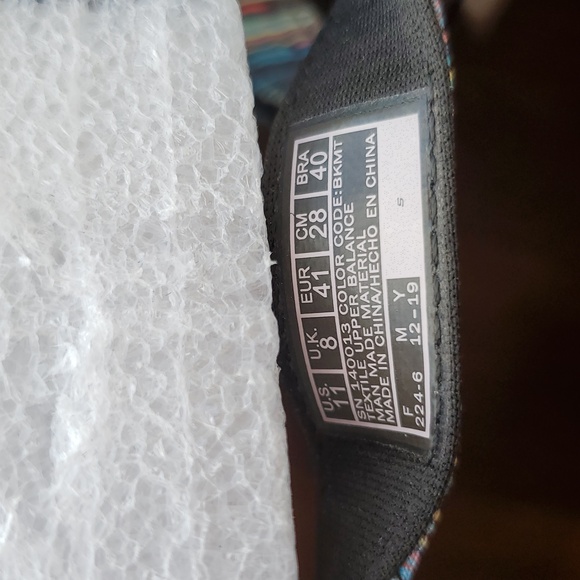 Rainbow Sandals - Picture 8 of 8